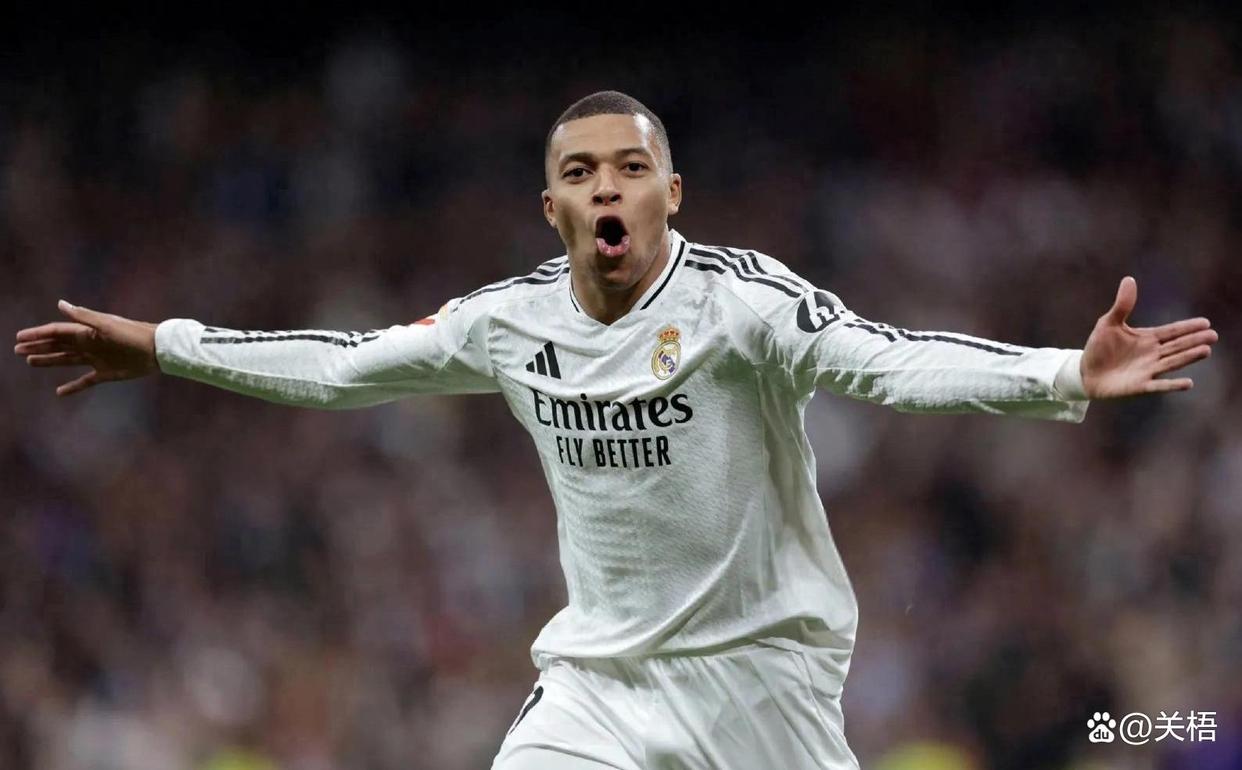 包含风云突变罗马冲刺阶段官宣签约，西甲版图或变，目标明确，更衣室氛围转暖的词条-开云体育下载